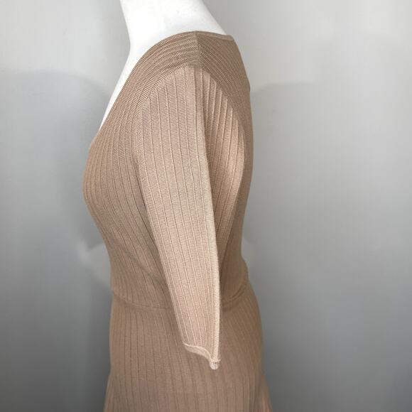 BCBGMaxAzria Size M Allie Knit Dress Fit & Flare Career Minimalist Capsule NWOT - Picture 8 of 12